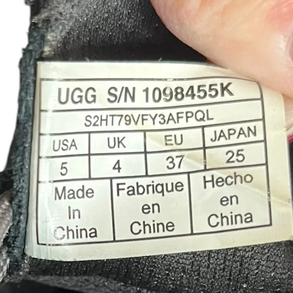 UGG 1098455K Black‎ Suede Ankle Lace Up Boots Boy Girl Unisex Size 5
